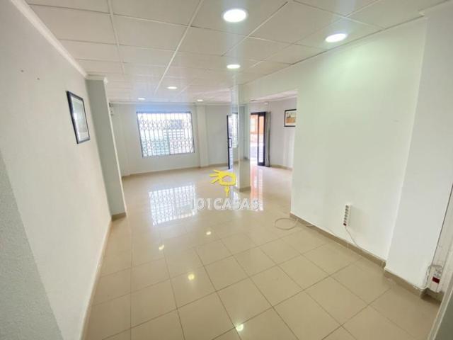 Local comercial en venta en Sueca, Sueca photo 0