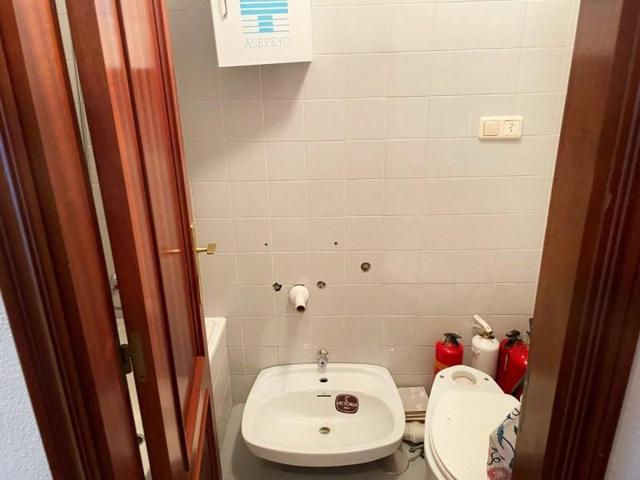 Oficina en venta en Oviedo, La Eria photo 0