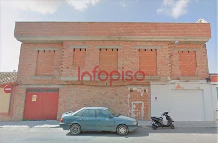 Casa en venta en Valdepeñas, Barrio Cachiporro photo 0