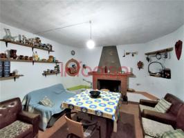 Casa en venta en Valdepeñas, Seis de Junio photo 0