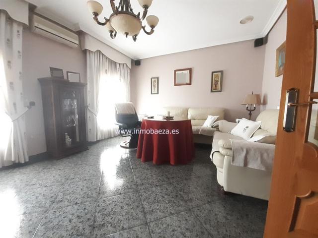 Piso en venta en Ibros, Ibros photo 0