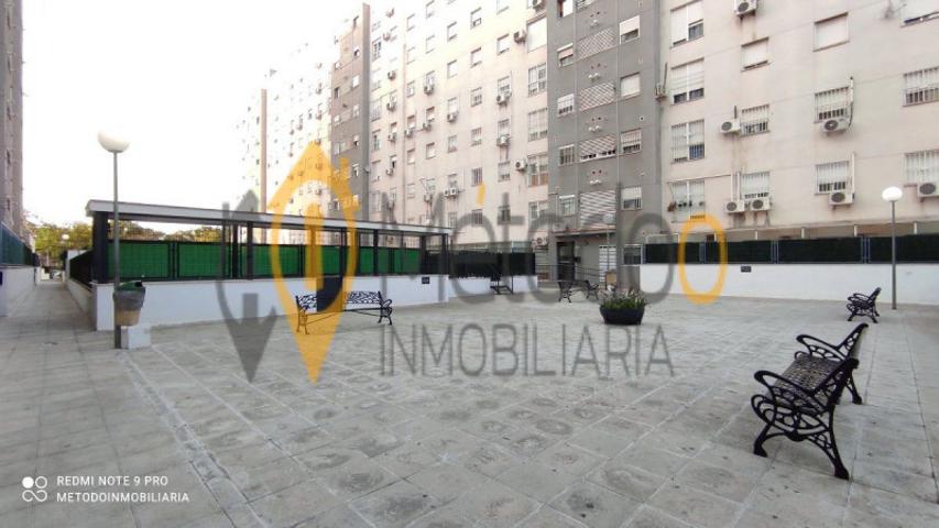 Piso en venta en Sevilla, Amate photo 0