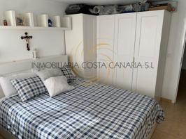 Piso en venta en Santa Lucía de Tirajana photo 0