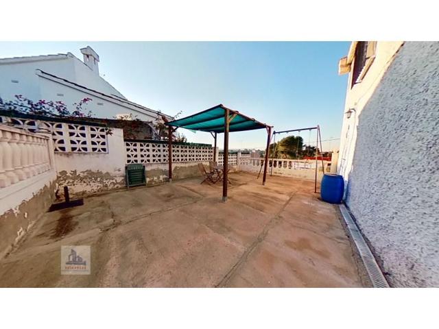 Chalet en venta en Chiva photo 0