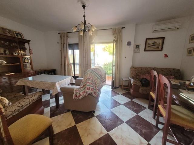 Piso en venta en Morón de la Frontera photo 0