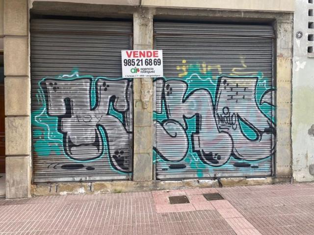 Local comercial en venta en Oviedo, Centro photo 0