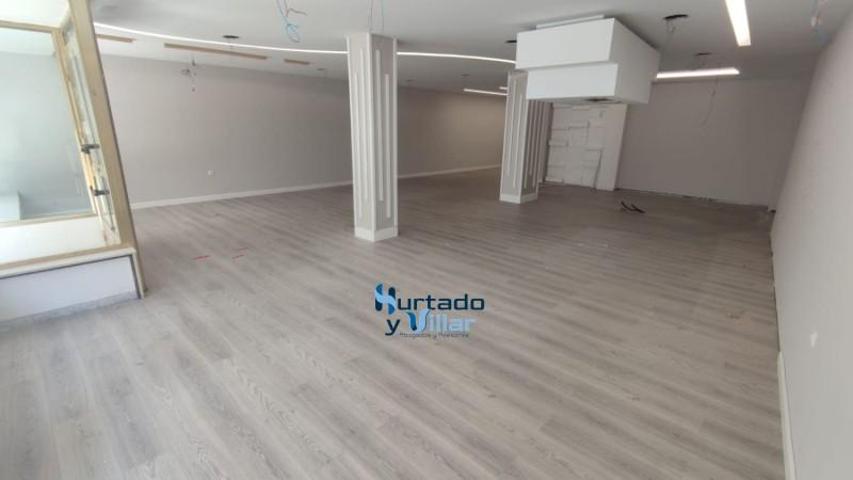 Local comercial en venta en Torreperogil, Torreperogil photo 0