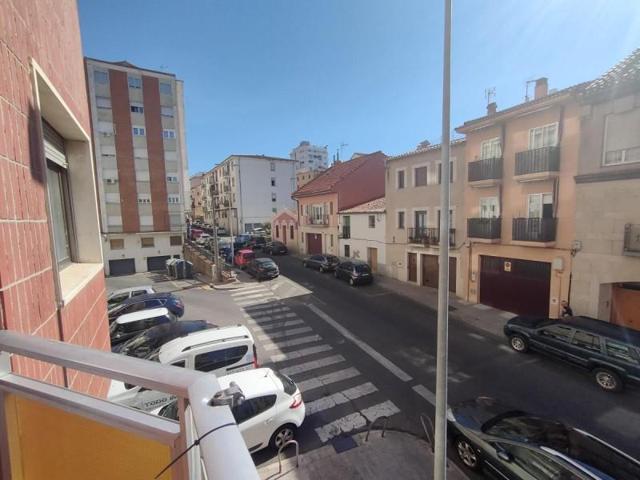 Piso en venta en Plasencia, Ronda Salvador photo 0