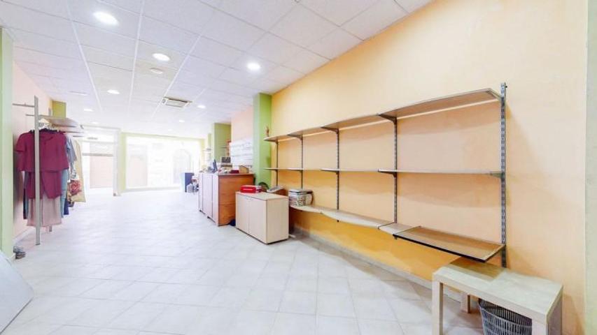 Local comercial en venta en Cártama, Costa del Sol photo 0