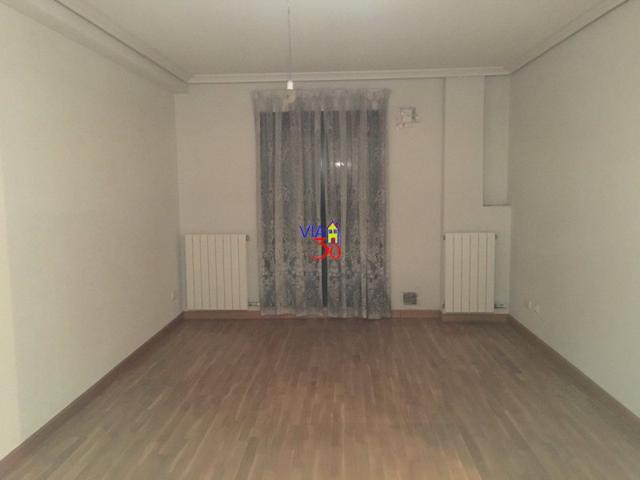 Piso en venta en Salamanca, Ciudad Jardin photo 0