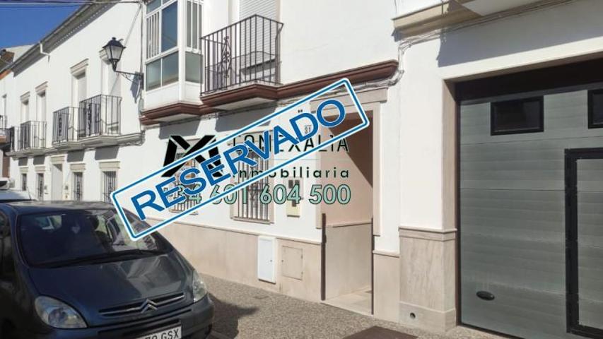 Piso en venta en Olvera, Ensanche photo 0