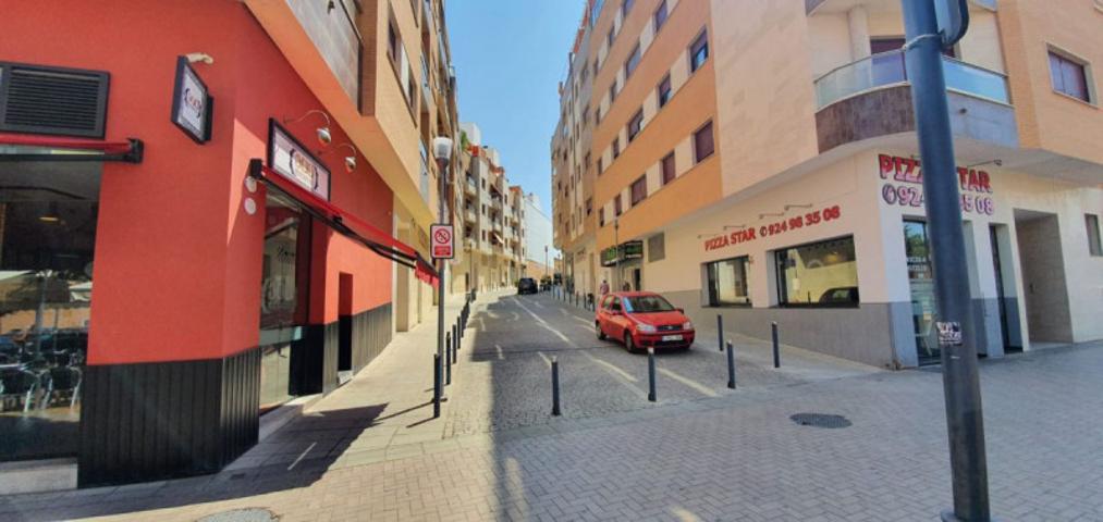 Piso en venta en Almendralejo, Almendralejo photo 0