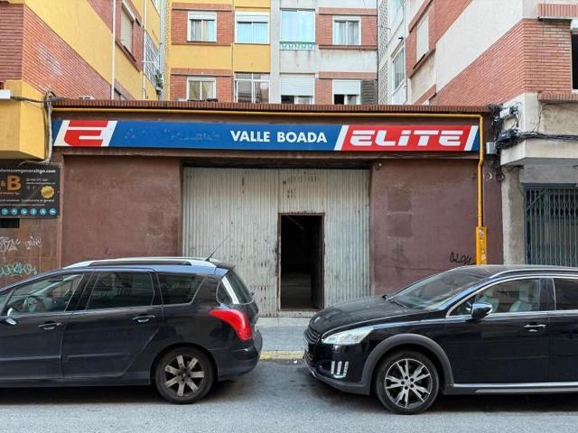 Local comercial en venta en Tarragona, Nou Eixample Sud photo 0