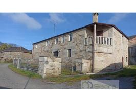 Casa en venta en Friol photo 0