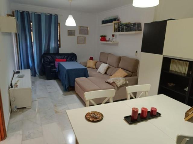 Casa en venta en Brenes, Brenes photo 0