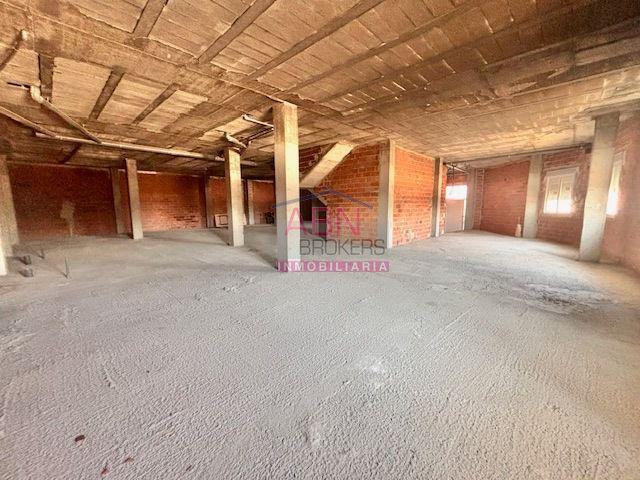 Local comercial en venta en Albaida, Albaida photo 0