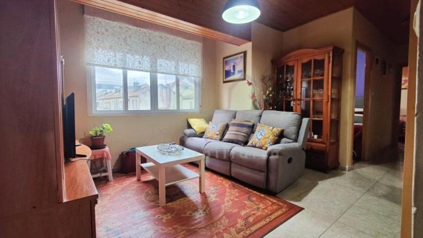 Piso en venta en Vigo, Calvario photo 0