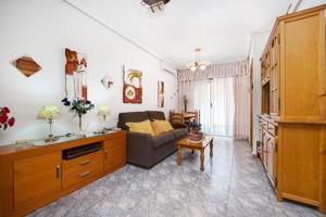 Apartamento en venta en Torrevieja, Playa del Cura photo 0