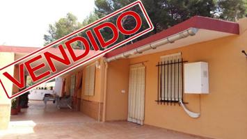 Chalet en venta en Tibi, Tibi photo 0