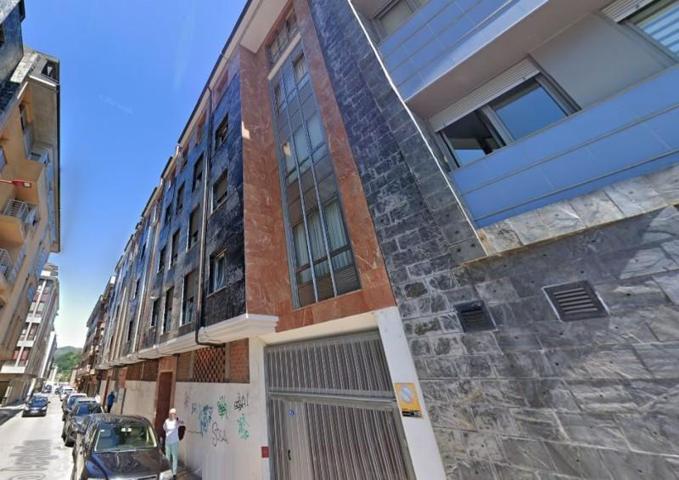 Local comercial en venta en Langreo, La Felguera photo 0