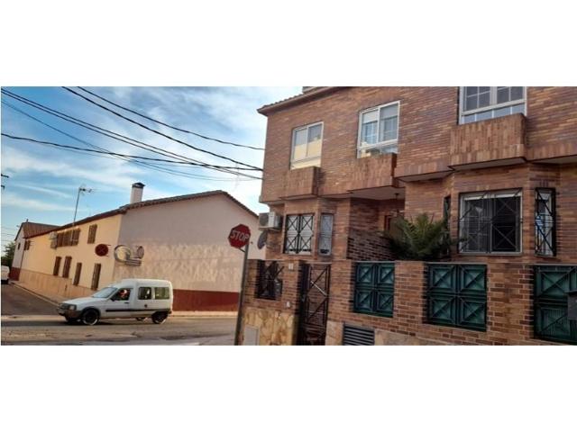 Chalet en venta en Villarrobledo photo 0