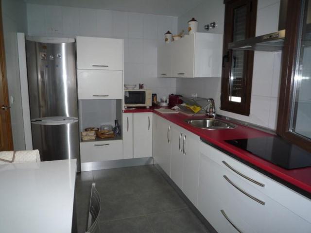 Casas de pueblo en venta en Cacabelos, San Clemente photo 0