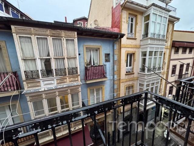 Piso en venta en Portugalete photo 0