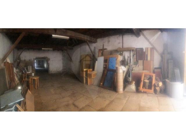 Local comercial en venta en Tàrrega photo 0