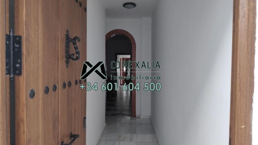 Piso en venta en Olvera, Ensanche photo 0