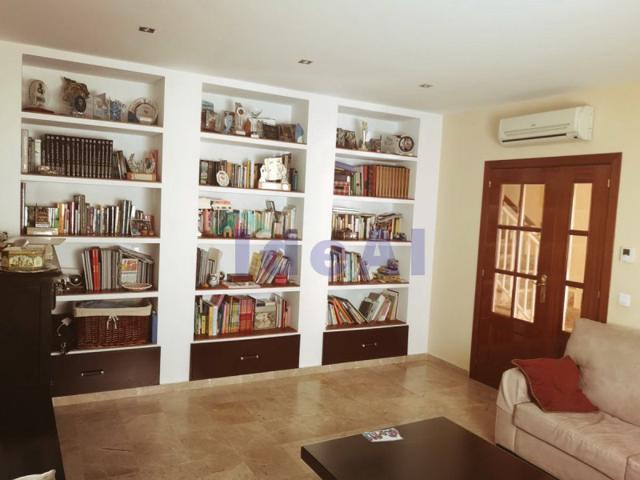 Adosada en venta en Almendralejo, Polideportivo photo 0