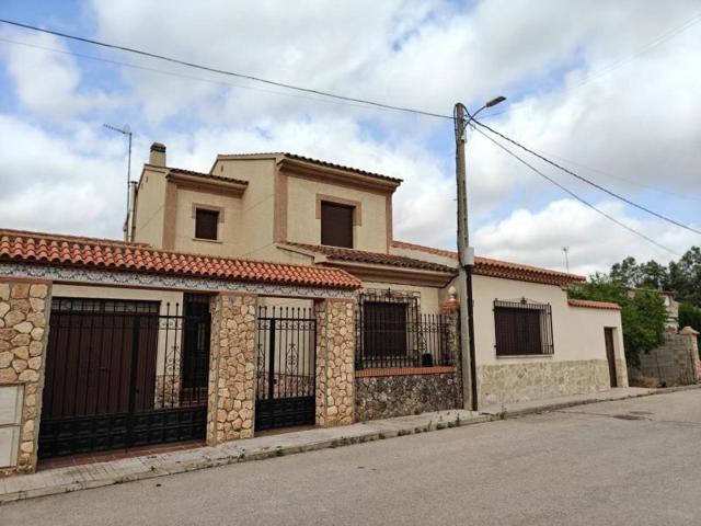 Casa en venta en Casas de Haro, Castilla la mancha photo 0