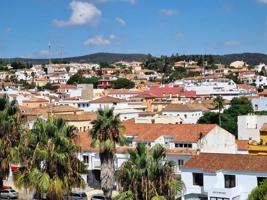 Local comercial en venta en San Roque, Guadiaro photo 0