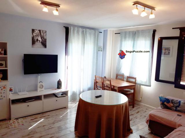 Piso en venta en Torrecaballeros, Torrecaballeros photo 0