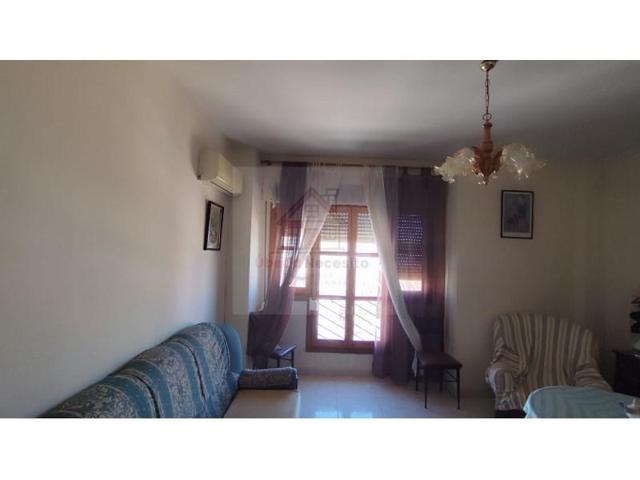 Apartamento en venta en Úbeda photo 0