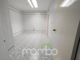 Local comercial en venta en Vélez-Málaga, Vélez Málaga photo 0