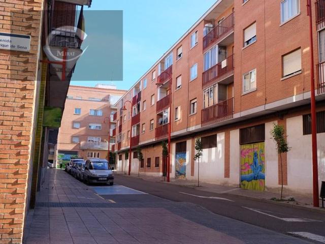 Piso en venta en Santa Marta de Tormes photo 0
