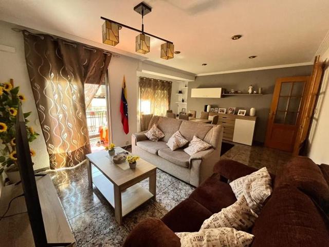 Piso en venta en Paterna photo 0