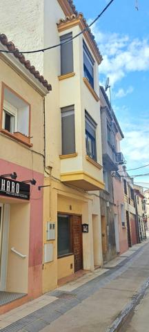 Piso en venta en Sariñena, Sarinena photo 0