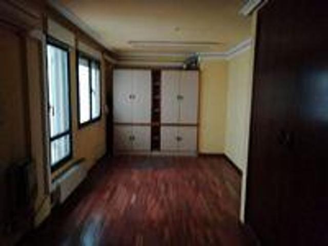 Local comercial en venta en Oviedo, Centro photo 0