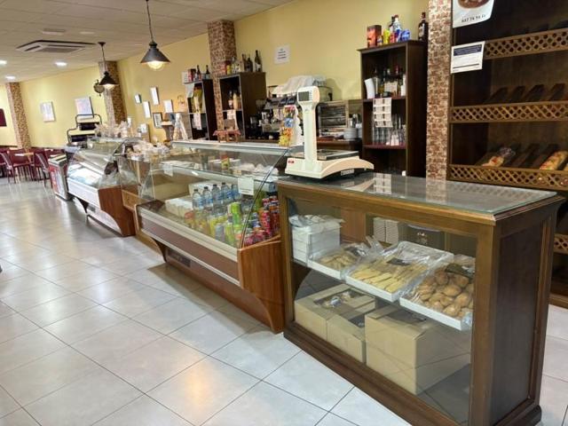 Local comercial en venta en Azuaga, Azuaga photo 0