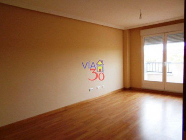 Piso en venta en Salamanca, Puente Ladrillo photo 0