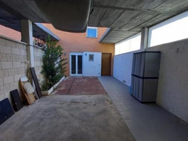 Chalet en venta en Figueruelas, Figueruelas photo 0