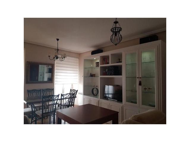 Piso en venta en Úbeda photo 0