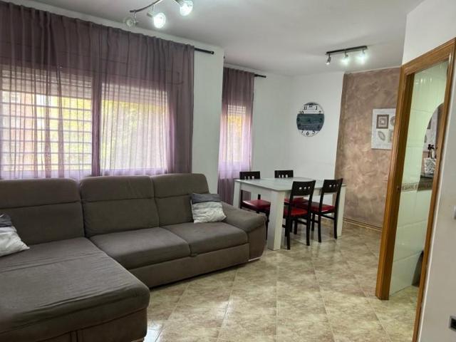 Piso en venta en Sabadell photo 0