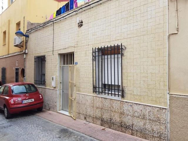 Casa en venta en Melilla, Centro photo 0