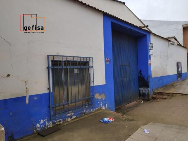 Nave industrial en venta en Valdepeñas, Salida Peral photo 0