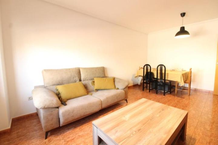 Piso en venta en Petrer, La Foia photo 0