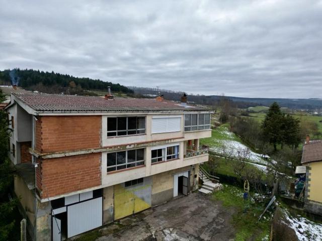 Casa en venta en Valderrueda photo 0