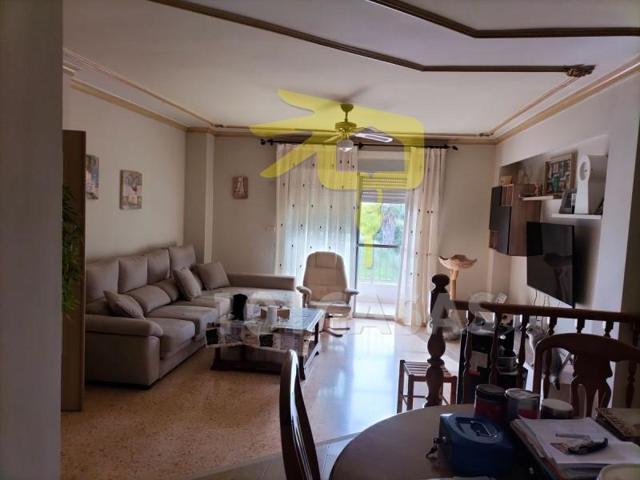 Piso en venta en Sueca, Sueca photo 0