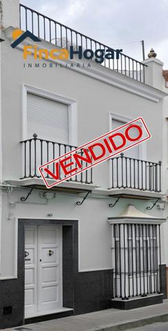 Casa en venta en Arahal, Centro photo 0